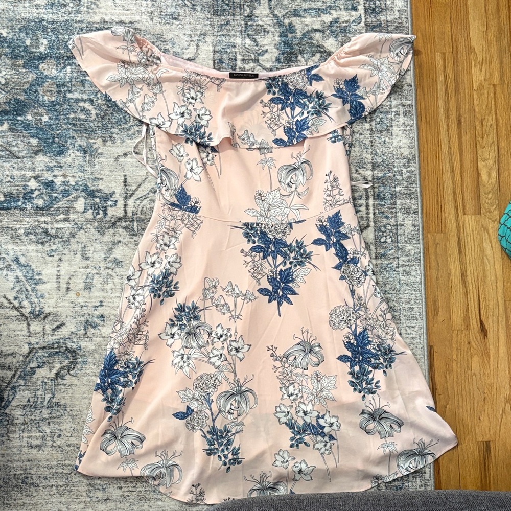 Banana Republic Blush Floral Top